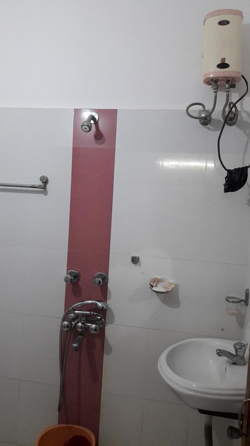 בובנשוואר Shanti Guesthouse מראה חיצוני תמונה