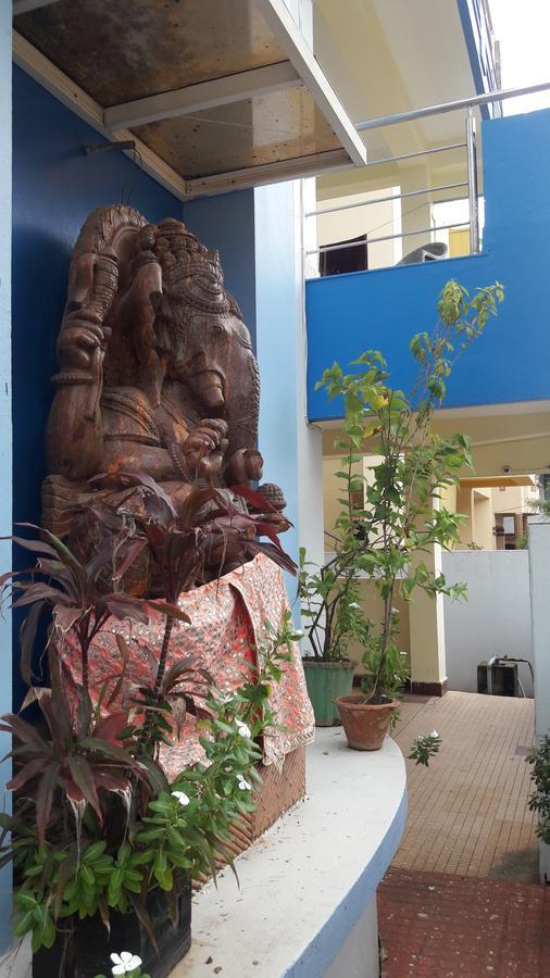 בובנשוואר Shanti Guesthouse מראה חיצוני תמונה