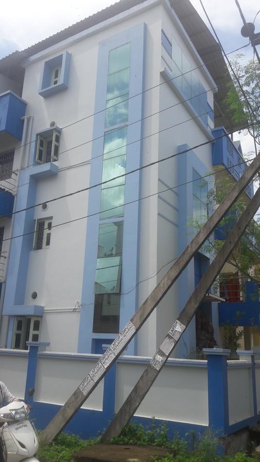 בובנשוואר Shanti Guesthouse מראה חיצוני תמונה
