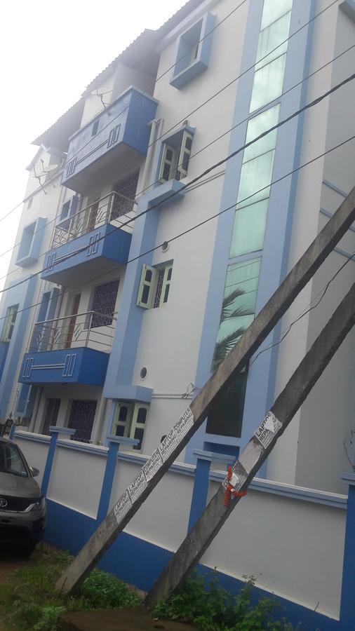 בובנשוואר Shanti Guesthouse מראה חיצוני תמונה